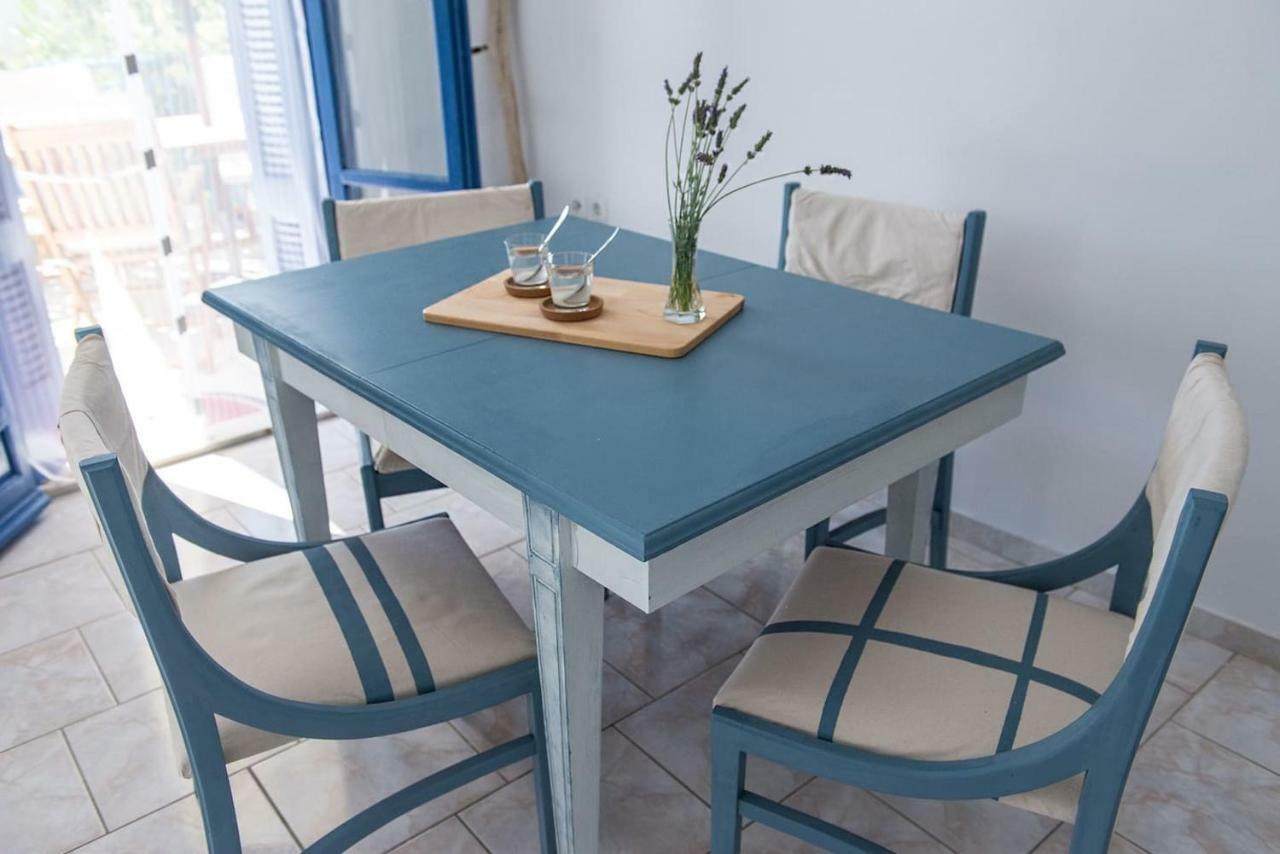Aquarella-Stylish Veranda Apartment In Centre Of Poros Town Exterior foto