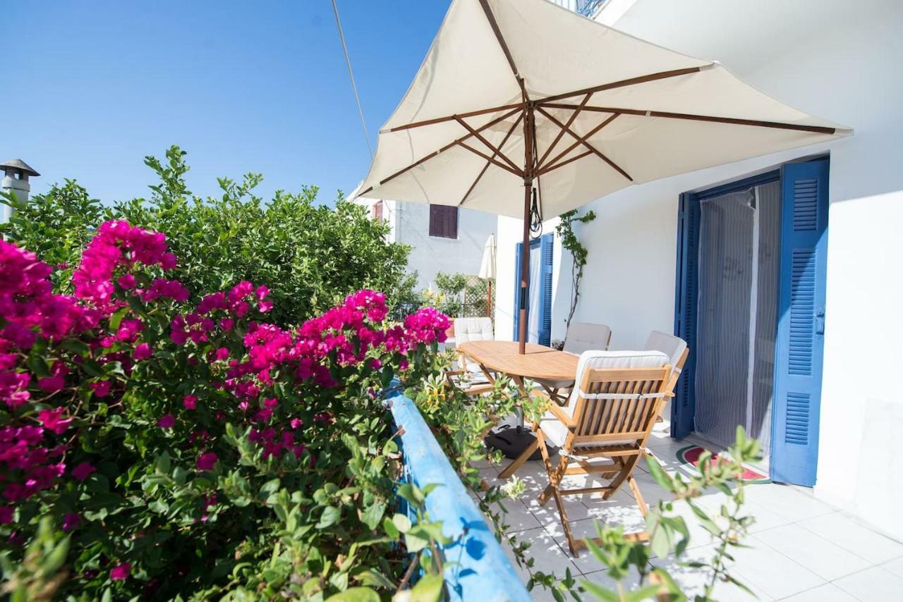 Aquarella-Stylish Veranda Apartment In Centre Of Poros Town Exterior foto