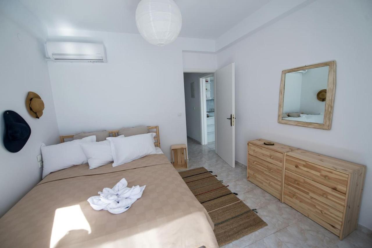 Aquarella-Stylish Veranda Apartment In Centre Of Poros Town Exterior foto